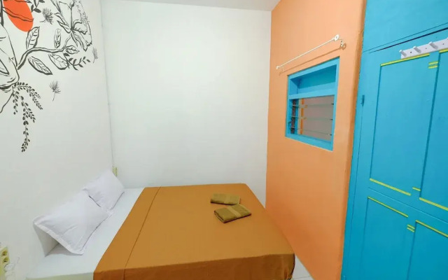 Snooze Hostel Malang