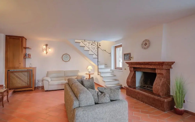 Villa Iris-lakeview & Shared Pool