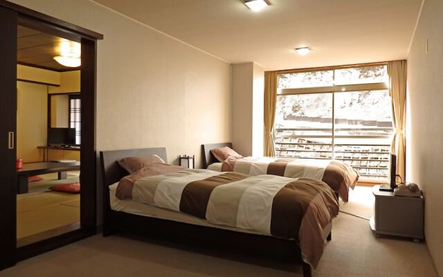 Yamada Spa GENENROU