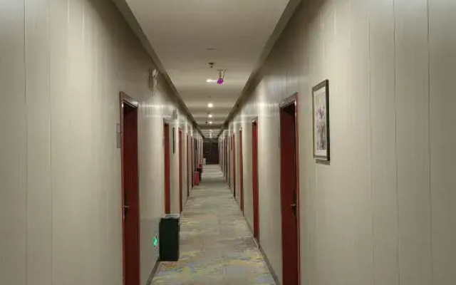 7 Days Hotel Chongqing Qianjiang Nanhai Xincheng Qianjiang middle school