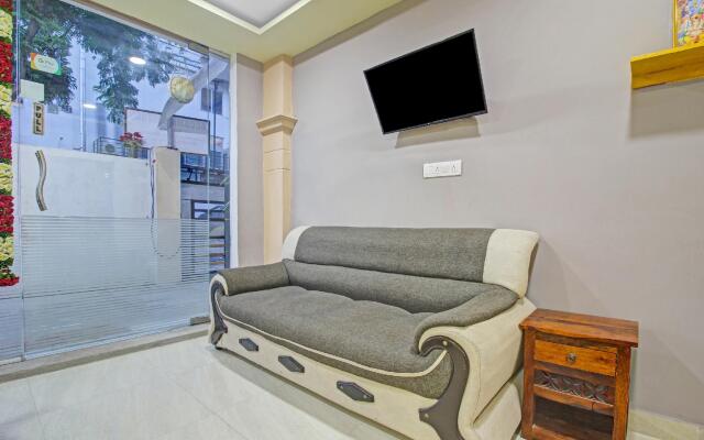 OYO Flagship 83227 Hotel Accomodaters