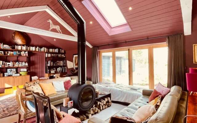 Luxury Countryside Haven for 10