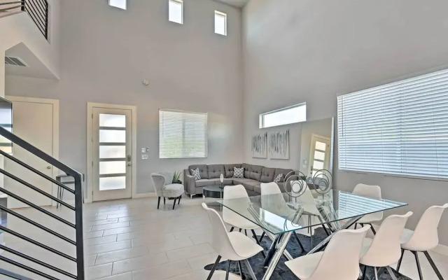 7 Mi to Dtwn Phoenix: Home w/ Patio & Yard