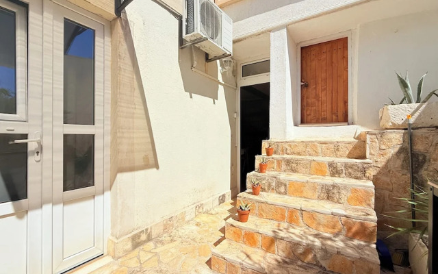 Appartamento Olive Garden Ac Wifi Hvar