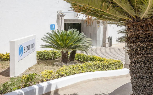 Sentido Fido Tucan - Adults Only