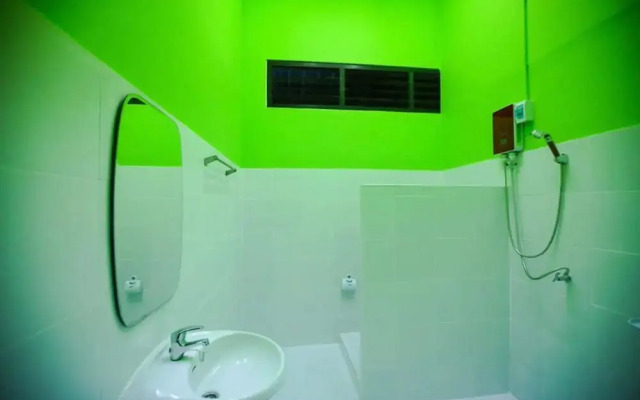 Green Book House - Hostel