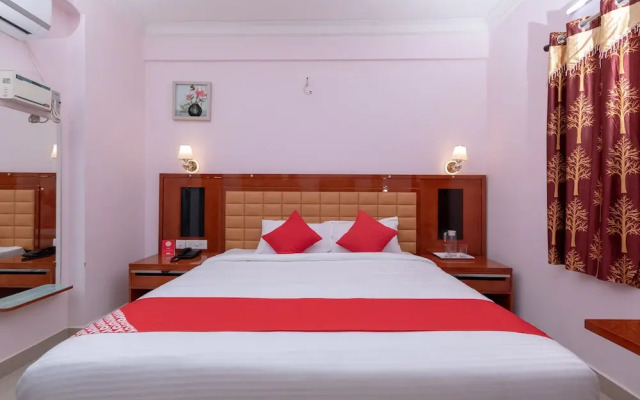 Oyo 17224 Swarnam Residency