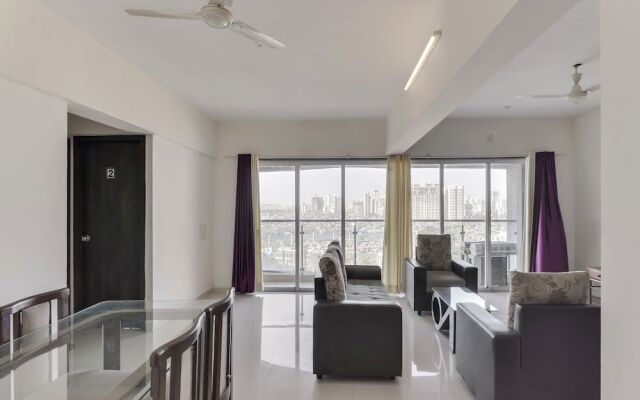 OYO 22920 Executive Skyline Service Apartments