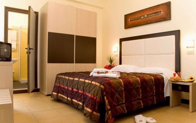 Hotel City