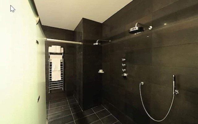 Hampton Hotel