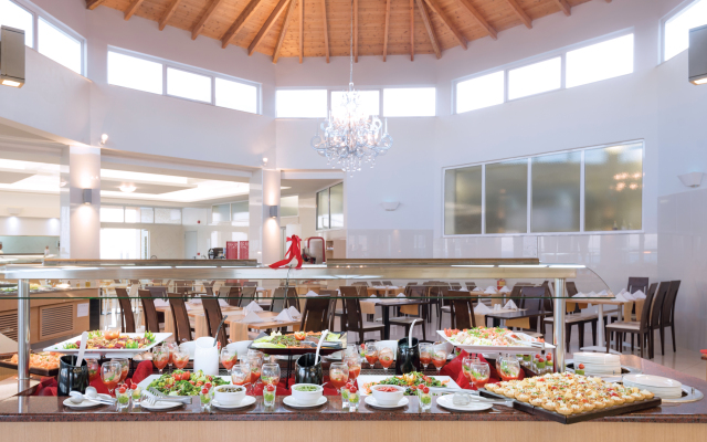 Grand Blue Beach Hotel