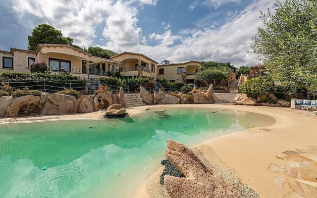 Villa Princi 3cpA shared Swimming Pool