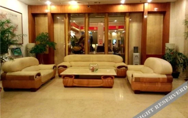 Rixin Hotel(东营日新大酒店)