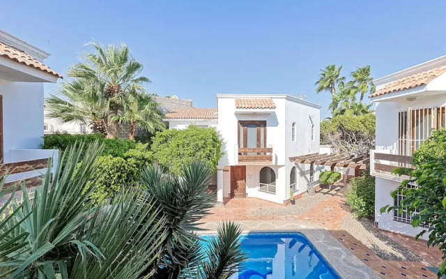 Casita de Maria by Kivoya