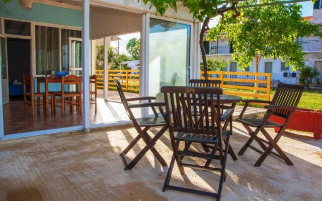 Sandy Beach Houses - Sea View
