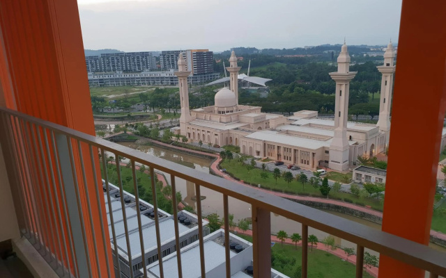 Suria Jelutong – Balcony – Shah Alam