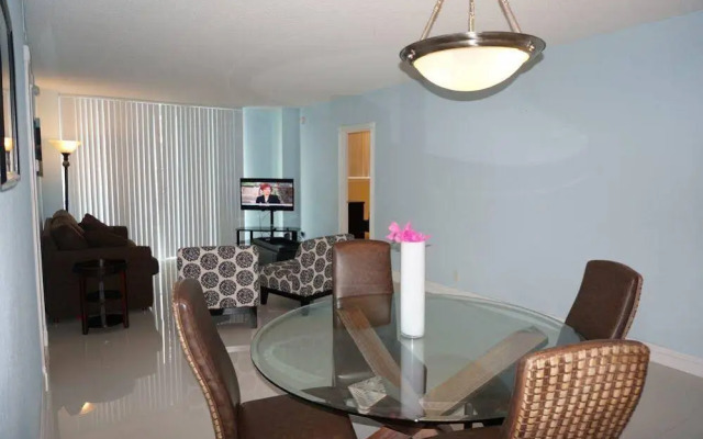 Private Residence at Ocean Residences