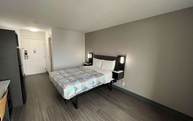 Motel 6 Altoona, IA - Des Moines East
