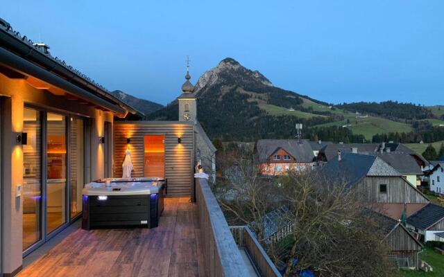 Die Tauplitz Lodges - Penthouse Grimming D7-1 by AA Holiday Homes