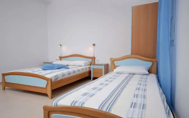 Crystal Naxos 2 Apartments at Mikri Vigla