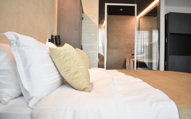 Sky Beach Aparthotel