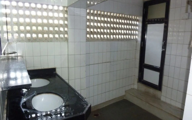 Yadgar Guest House