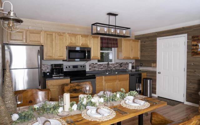 *New Cabin 5min From Parkway*Deer Hollow