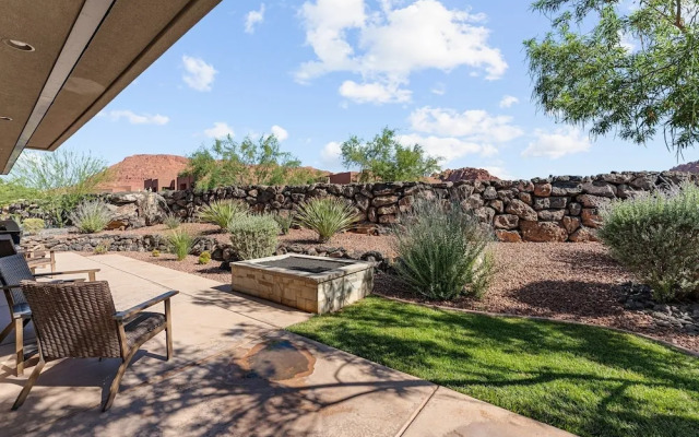 The Yucca Flower #11 3 Bedroom Home