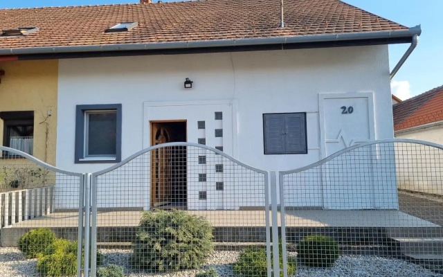 Balaton House