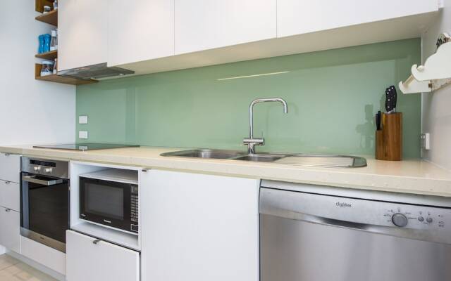 1 Bright Point Apartment 4303