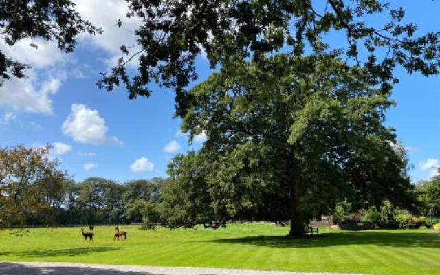 Singleton Lodge Country House Hotel