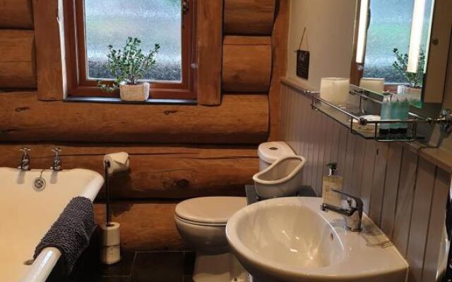 Newland Valley Log Cabins