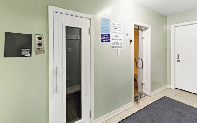 Seaside Beach & Racquet Club 2207