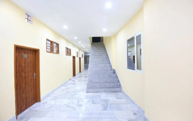 Rao Hut By OYO Rooms