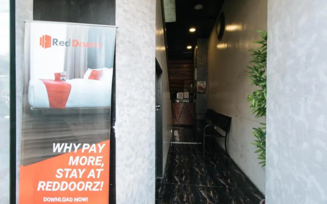 RedDoorz near Quiapo Church Manila