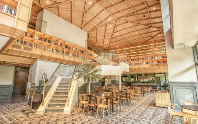 Hangzhou Phoenix Creative Hotel