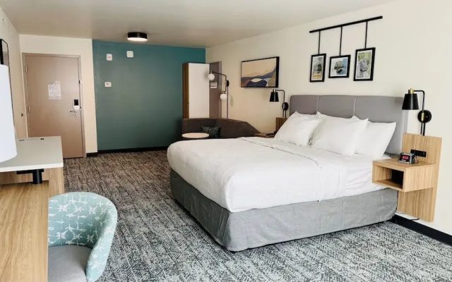 Sleep Inn & Suites