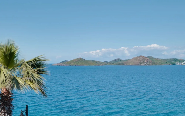 Luxury Waterfront House 9 min to Yalikavak Marina