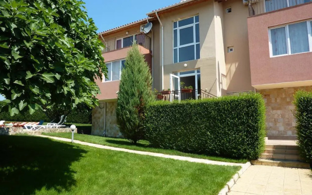 Villa Izgrev Apartments