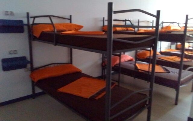 Albergue Mar y Montaña- Hostel