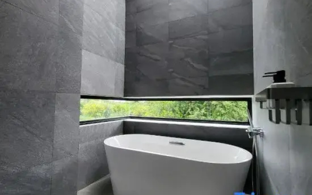 Poon Pool villa near Ruamchok :Boxing private pool etc.