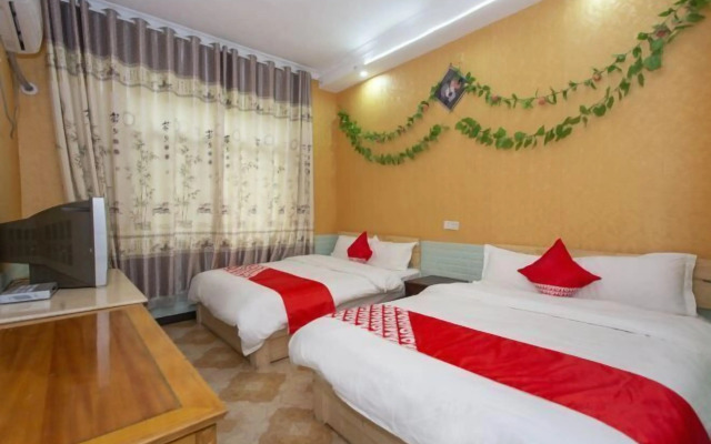 Zhangjiajie Stockaded Village Inn