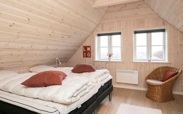 8 Person Holiday Home in Blavand