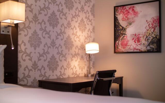 West End Washington DC, Tapestry Collection by Hilton