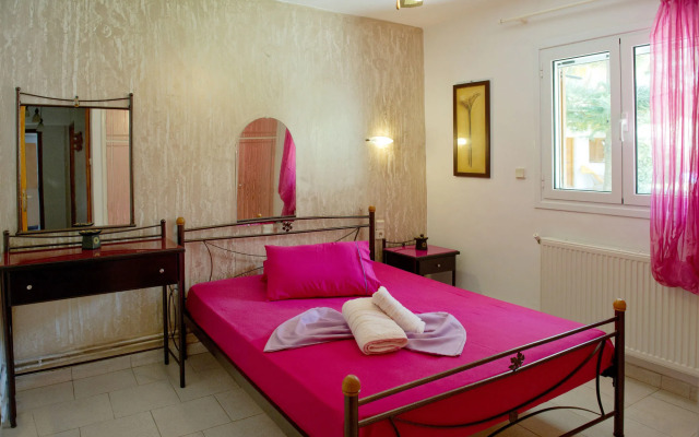 Villa Dimitris Apartments & Bungalows