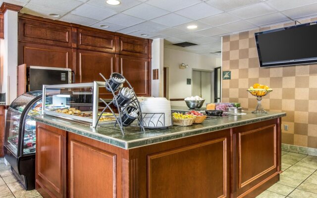 Clarion Inn & Suites Gatlinburg