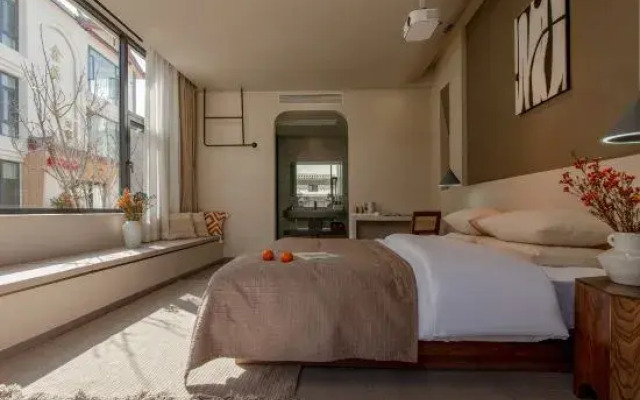 Lijiang Yixi Yixia Designer's Light - luxury Homestay (Gucheng Store)