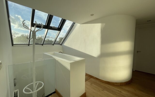 Luxurious Two Bedroom Penthouse