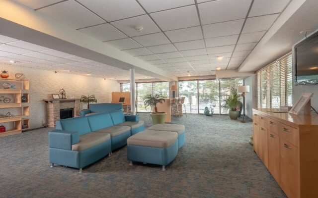 Atlantic Sands Hotel & Conference Center