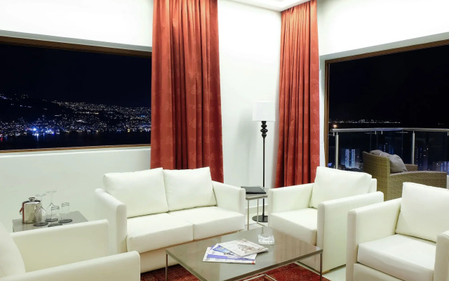 BURJ on BAY Hotel